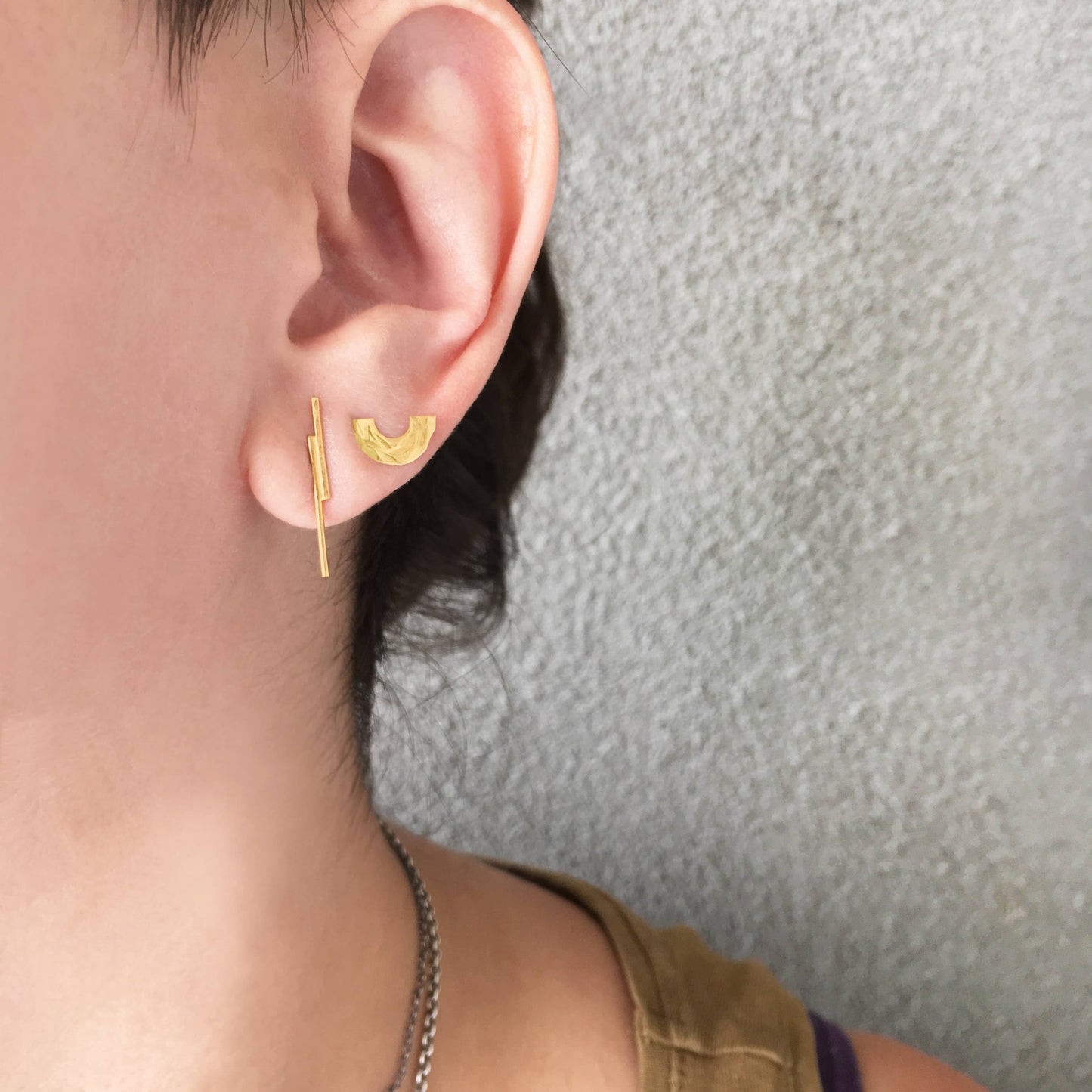 HEMERA POST EARRINGS