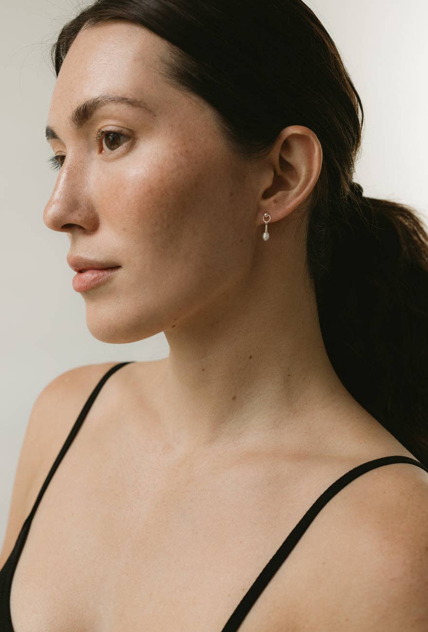Relier Pearl Studs Sterling Silver