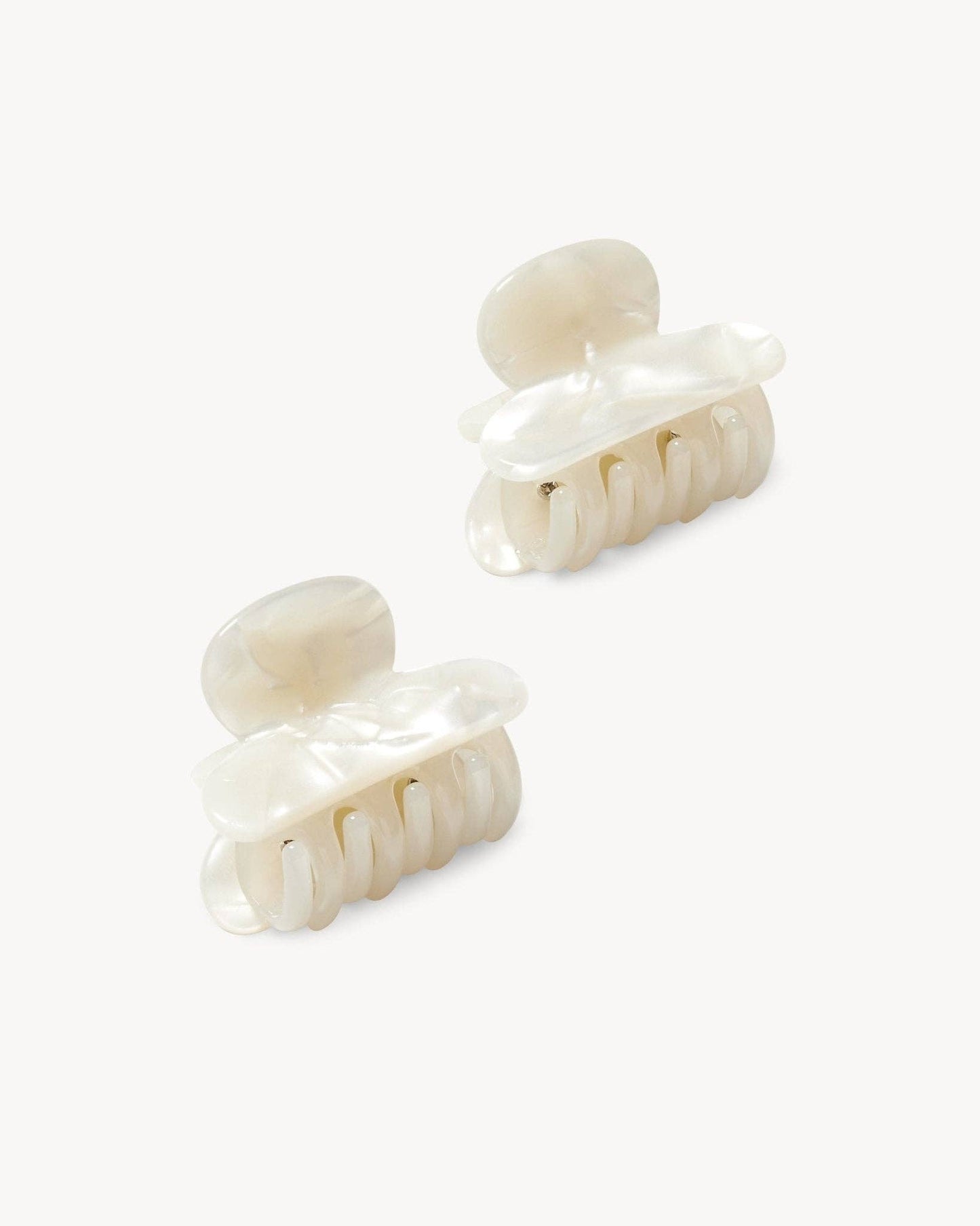 Twin Heirloom Claws in White Shell