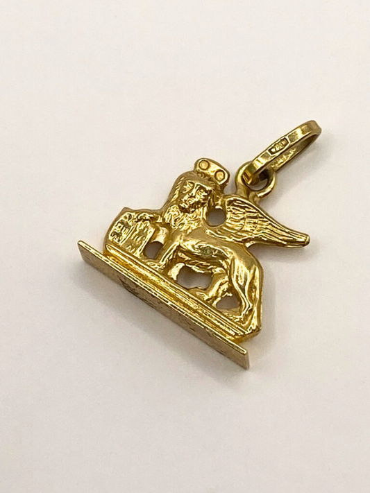 18k Gold Griffin Charm