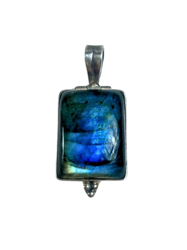 Labradorite Pendant
