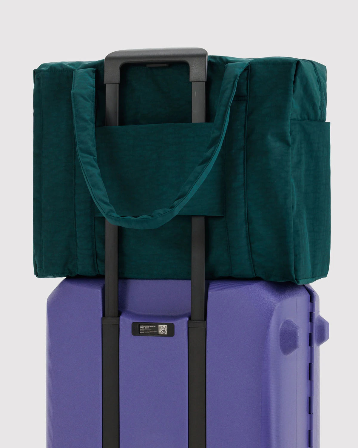 Cloud Carry On - Five Exterior Pockets
