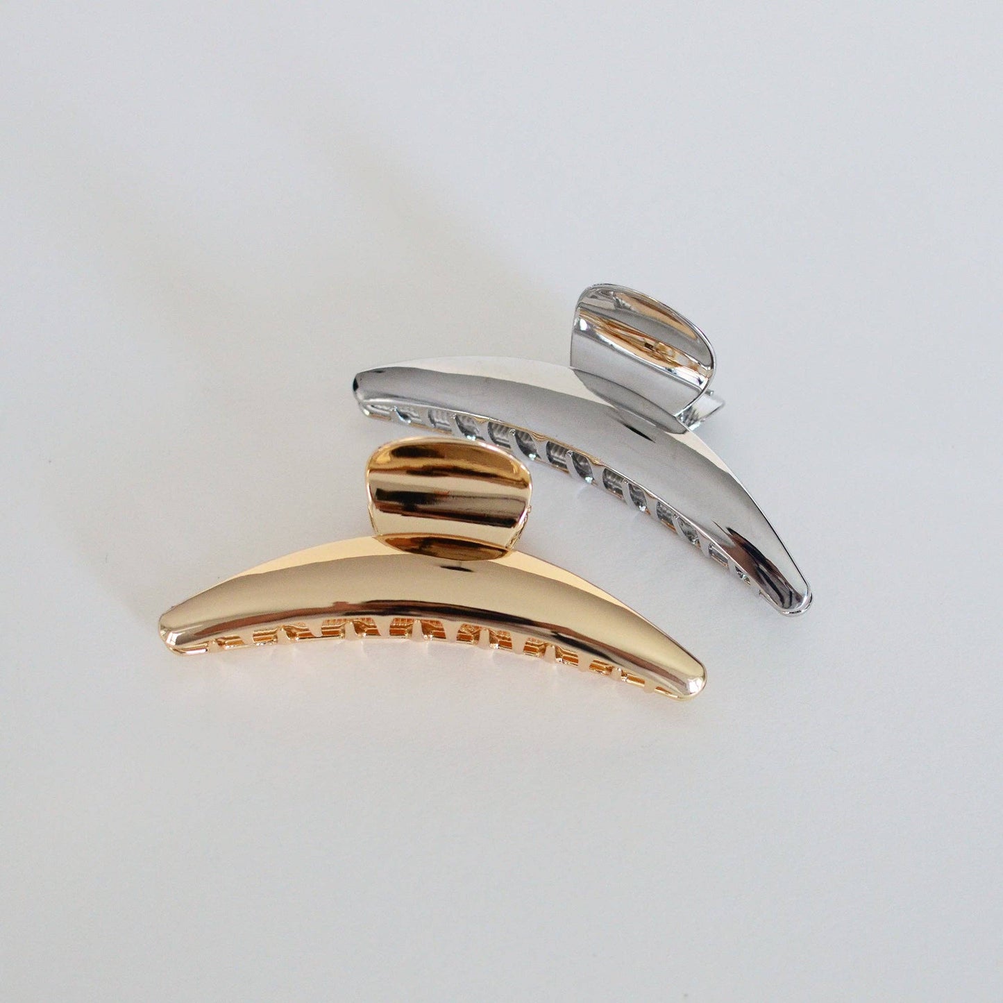 Luna Arc Metal Hair Claw Clip – Gold