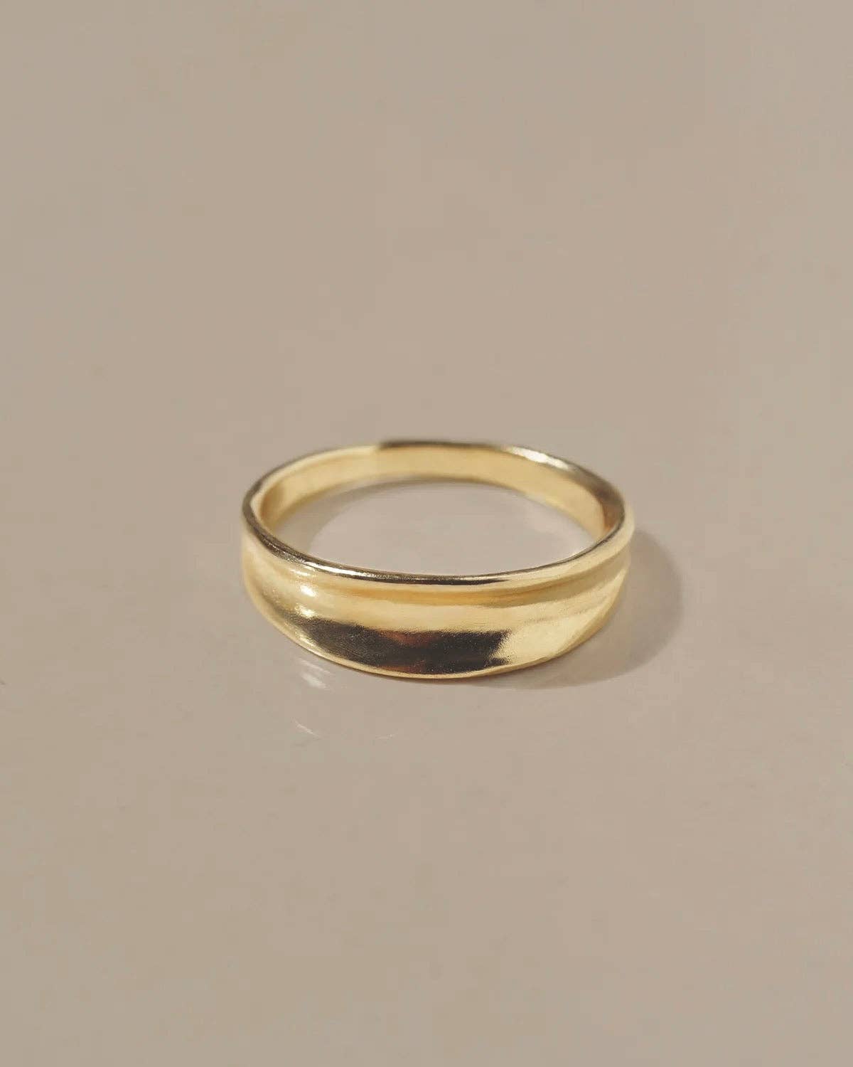 Vesta Ring