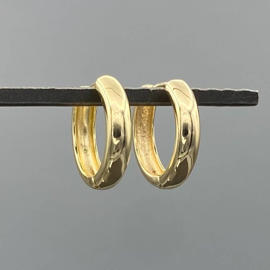Gold Medium Rounded Clicker Hoops