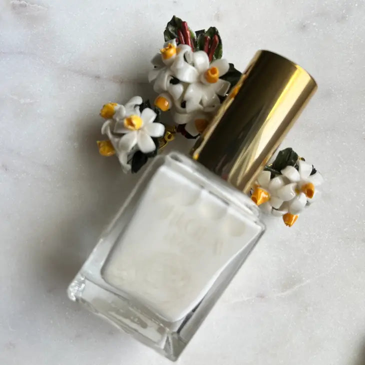 Nail Lacquer in Lily of the Valley