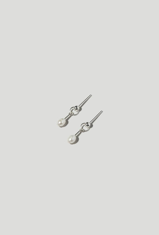 Relier Pearl Studs Sterling Silver