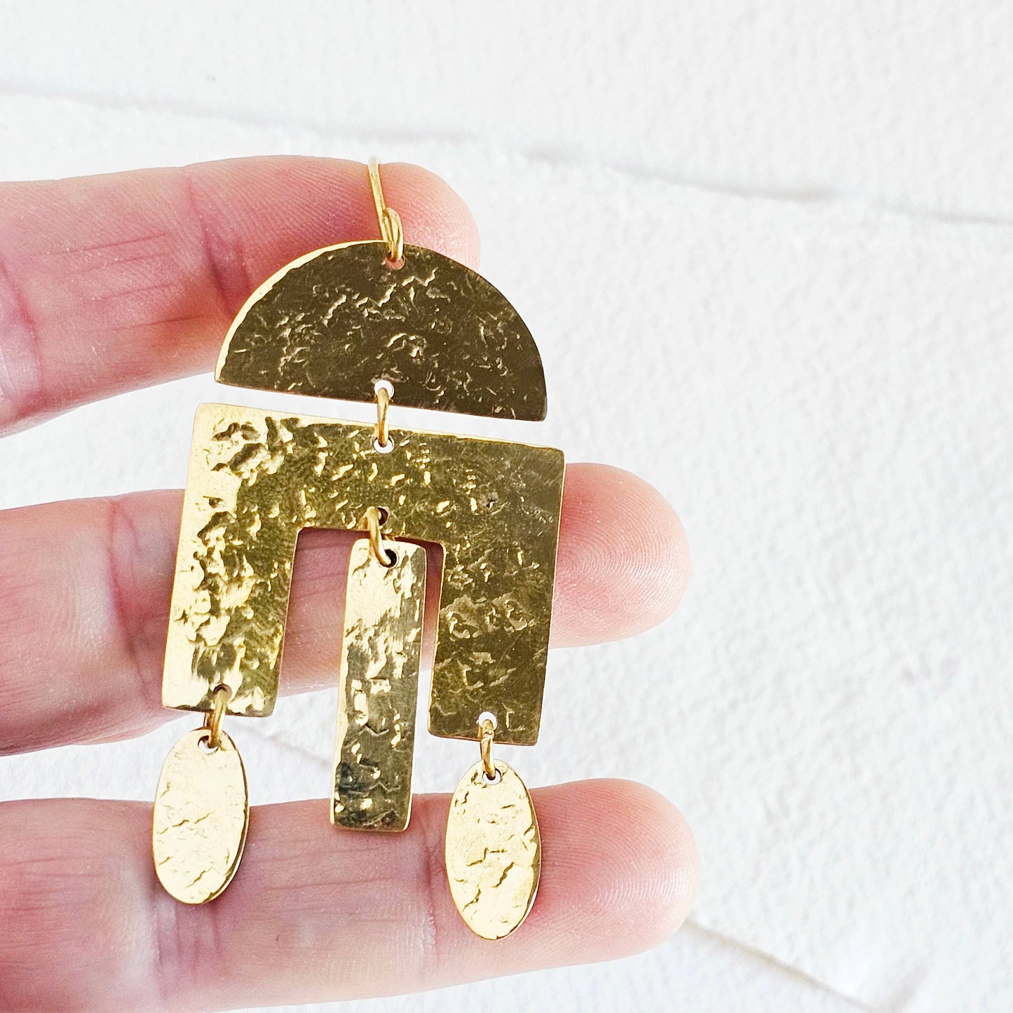 Hammered geometric bass chandelier earrings Bisjoux