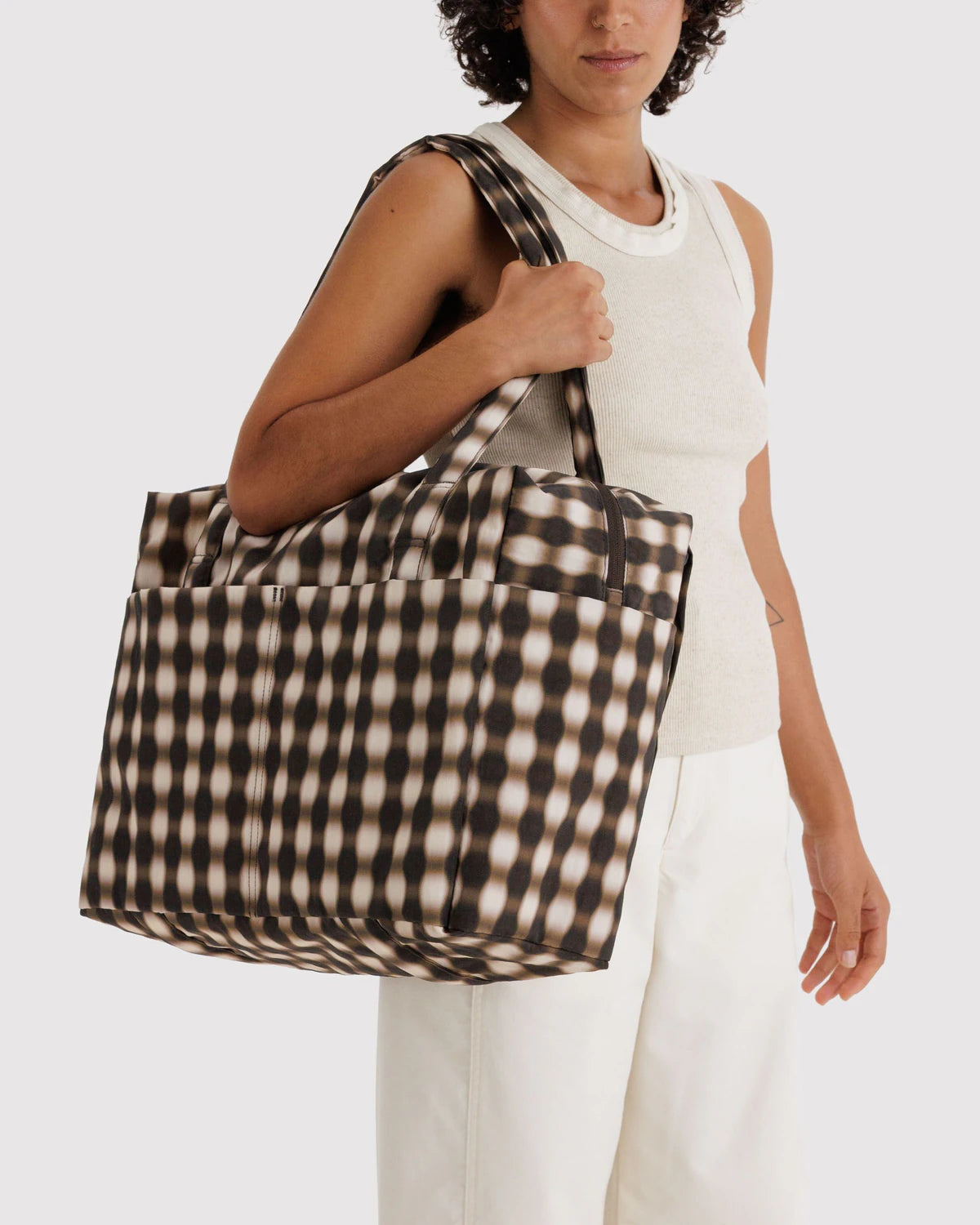 Cloud Carry On - Five Exterior Pockets