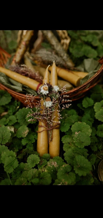 Beeswax Candle and Floral Bundle