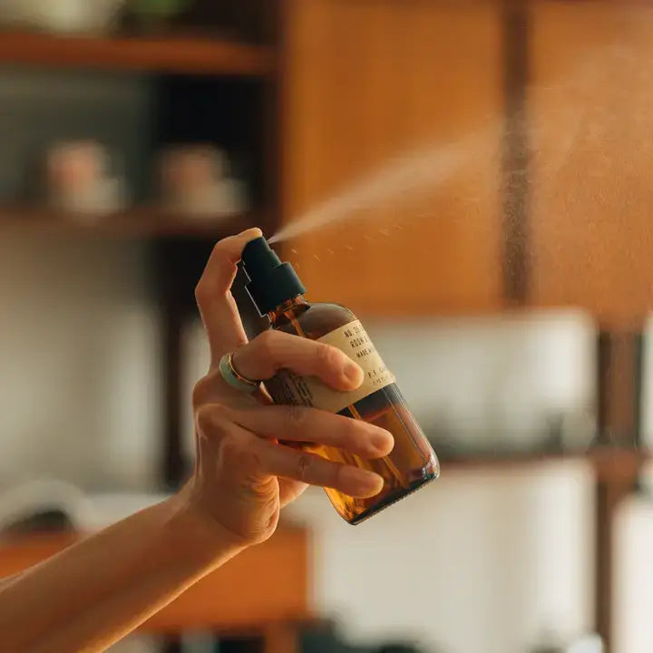 Golden Coast - 7.75 fl oz Room & Linen Spray