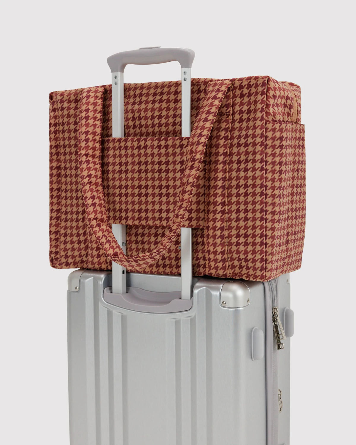 Small Cloud Carry On