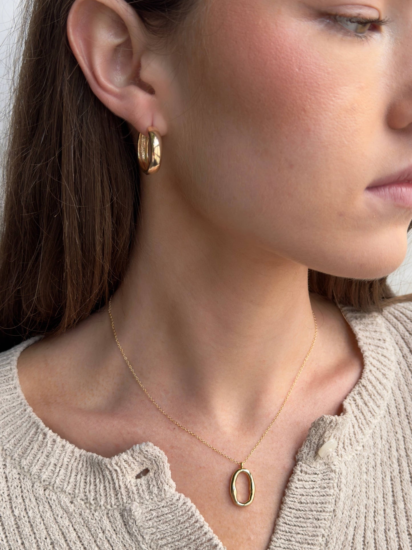Gold Medium Rounded Clicker Hoops
