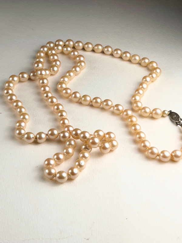 Vintage 34" Pearl Necklace