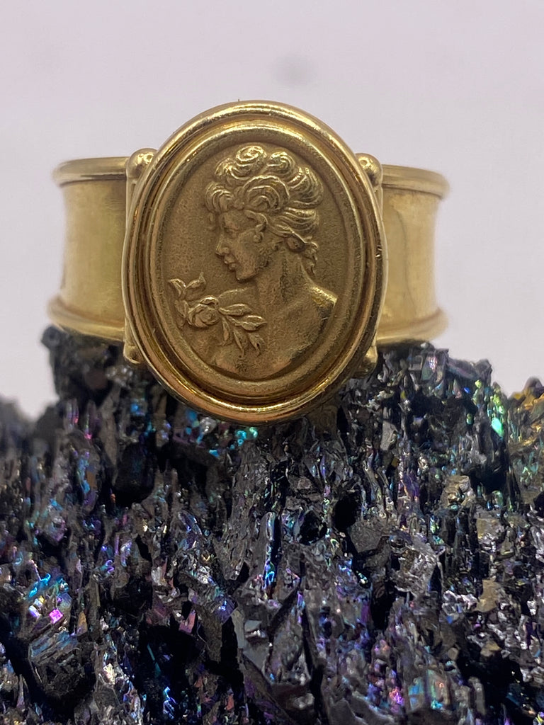 14k Gold Cameo Ring