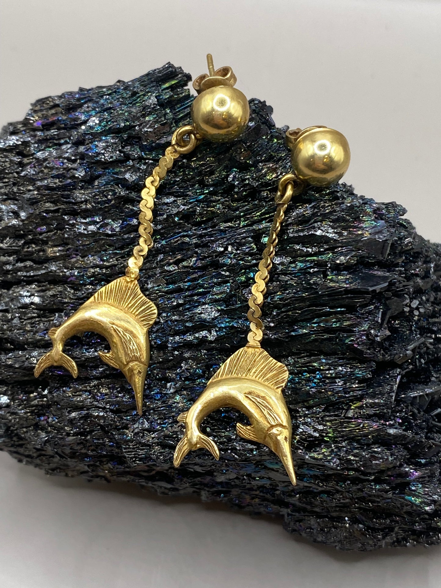 14k Gold Swordfish Chain Earring