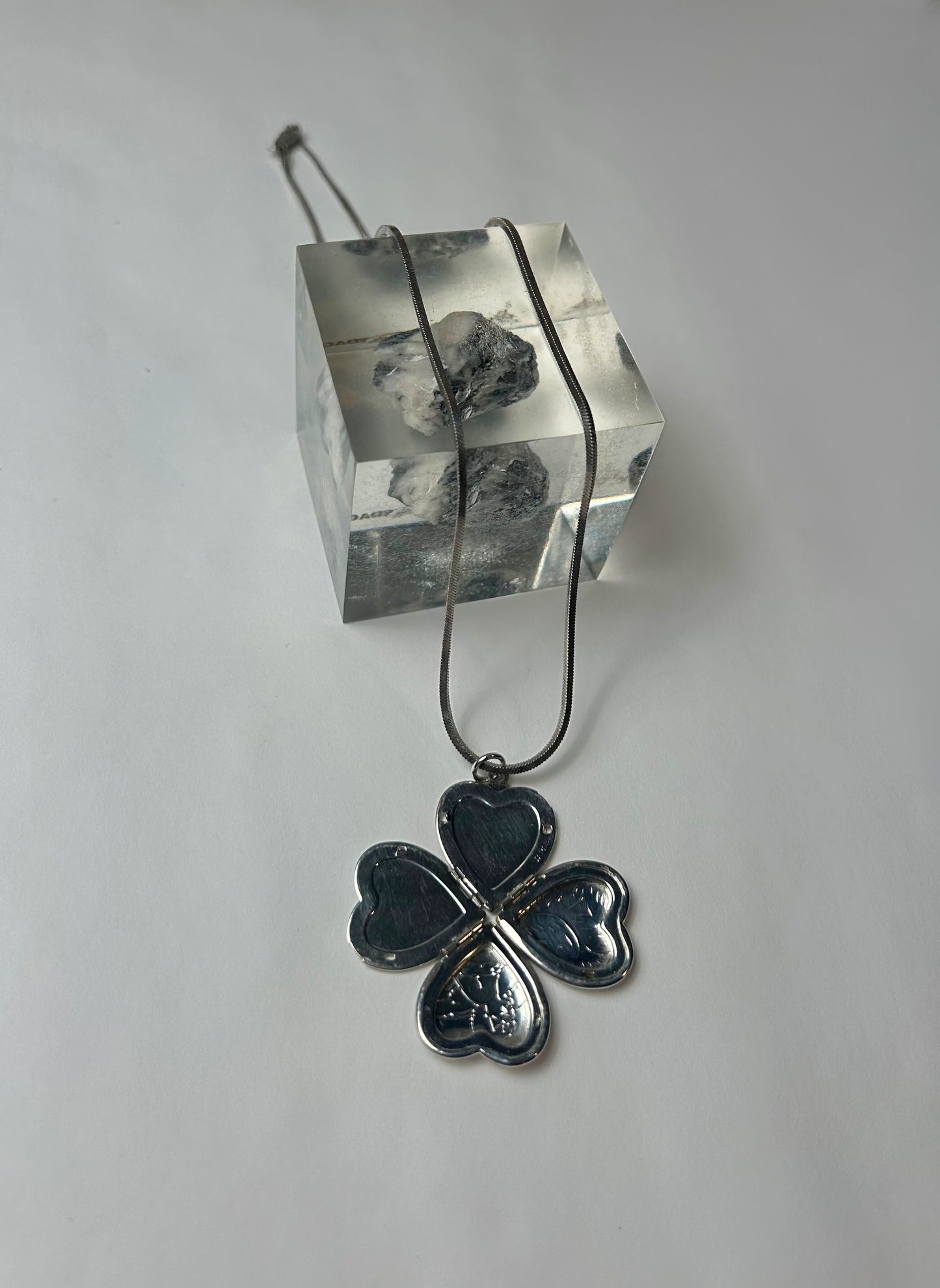 Vintage Angel/Heart Locket w Multiple Compartments