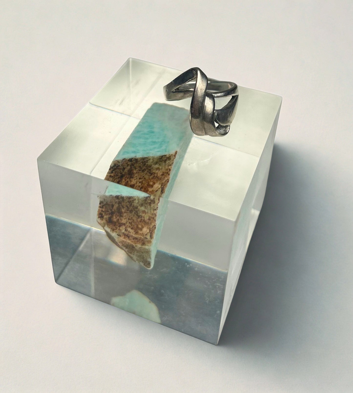 Freeform Ribbon Vintage Ring