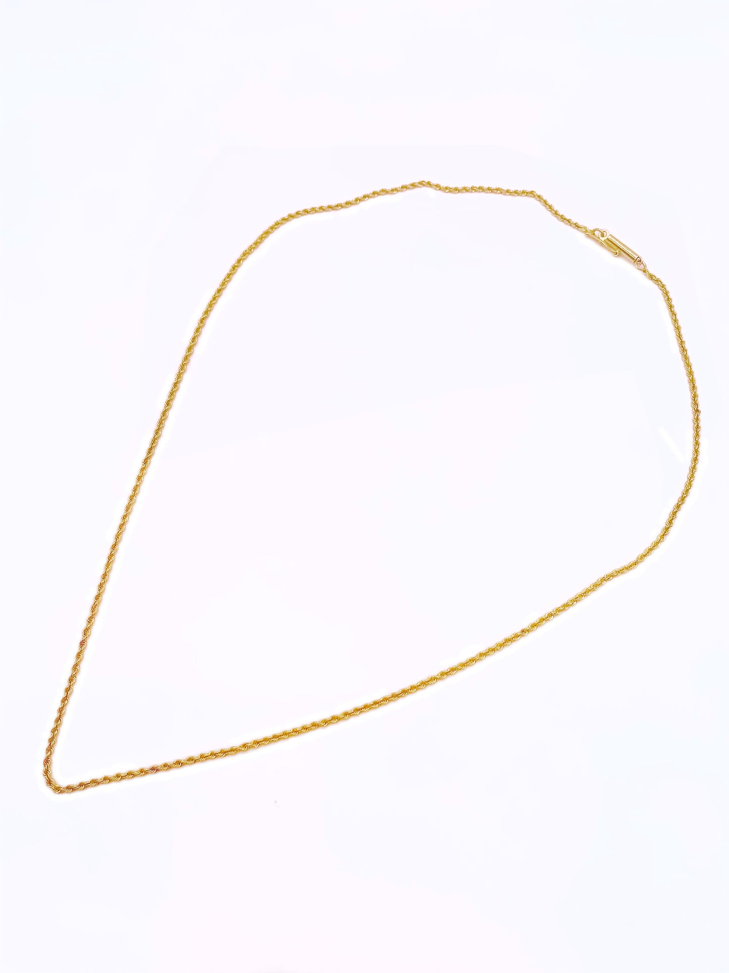 18" 14K Gold Twist Chain with Cylindrical Box Clasp