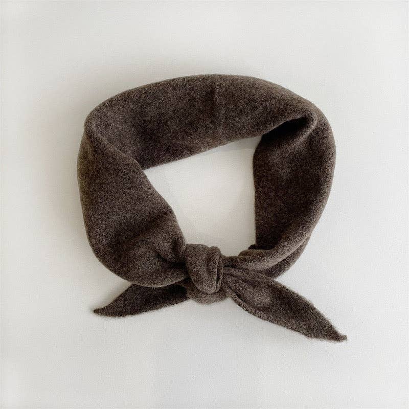 FUZZY WOOL CRAVAT SCARF - Mid of December