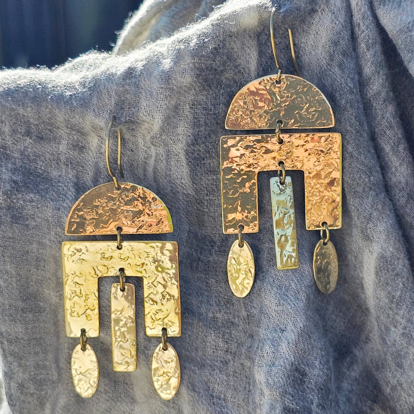 Hammered geometric bass chandelier earrings Bisjoux