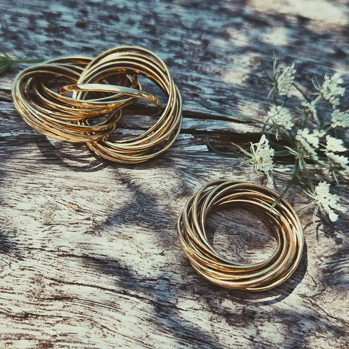Brass Ring Intertwined 12 Band Infinity Bisjoux