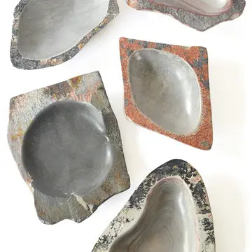 Kenyan Soapstone Medium Dish